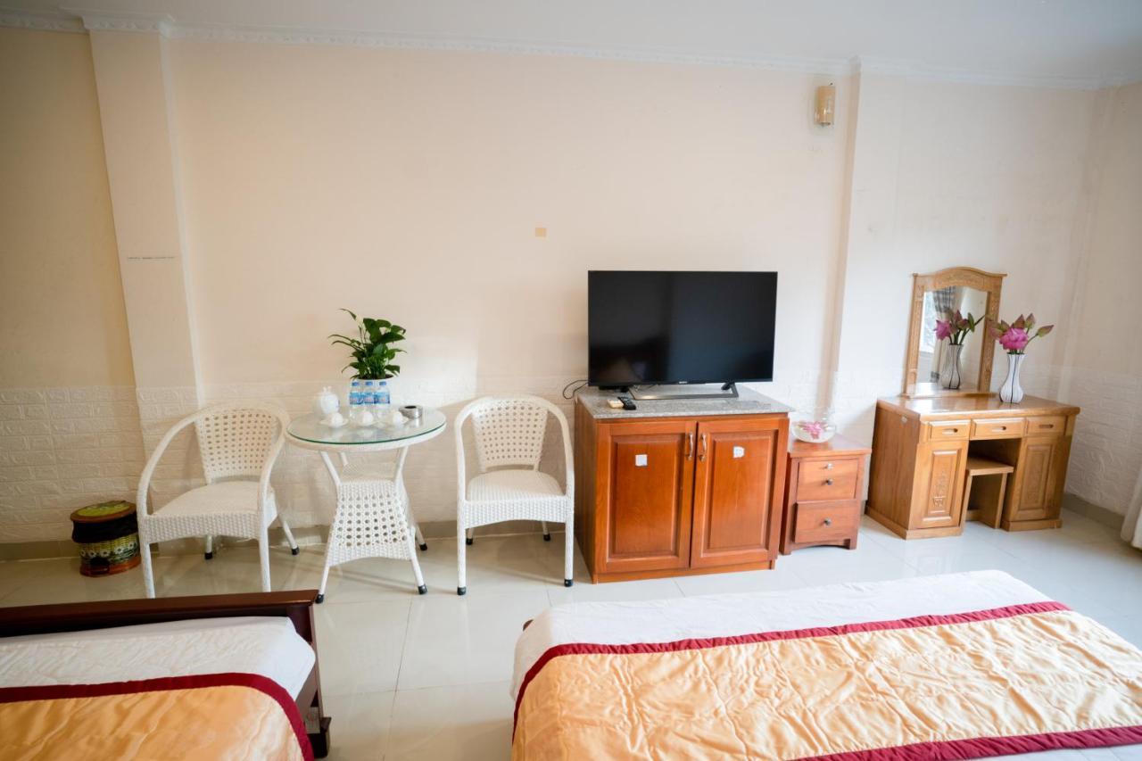 Khach San Bong Sen Hotel Vi Thanh Ngoại thất bức ảnh