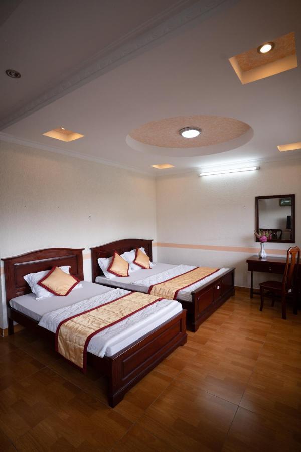 Khach San Bong Sen Hotel Vi Thanh Ngoại thất bức ảnh