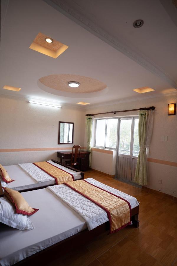 Khach San Bong Sen Hotel Vi Thanh Ngoại thất bức ảnh